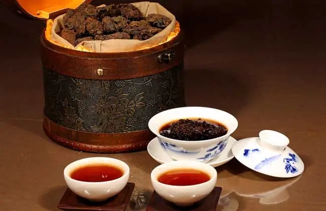 喝普洱完整滋味，品老茶成熟茶湯