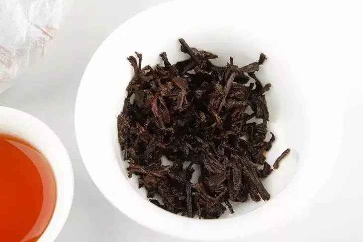 普洱熟茶好壞如何辨別？行家教你3步走！聞茶香、品茶湯、鑒葉底