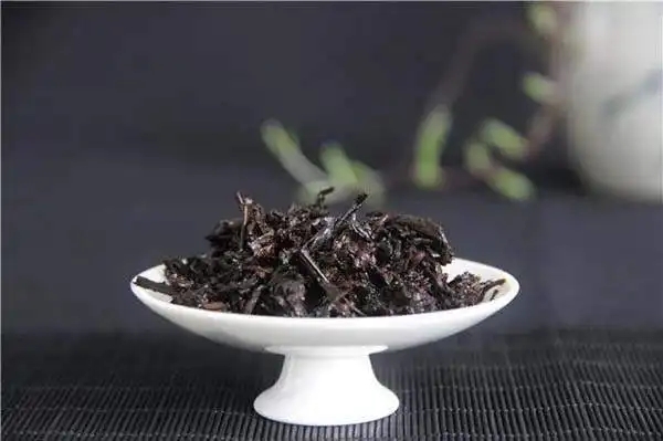 判斷普洱茶是不是好料，只看一個(gè)地方！