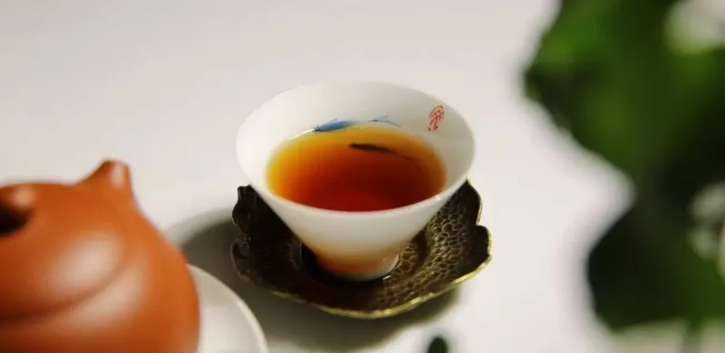 剛剛說出了古樹純料與拼配之間的秘密！