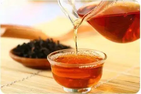 喝茶有什么好處？?jī)H茶多酚其中一項(xiàng)，茶多糖就有想像不到的好處之多……